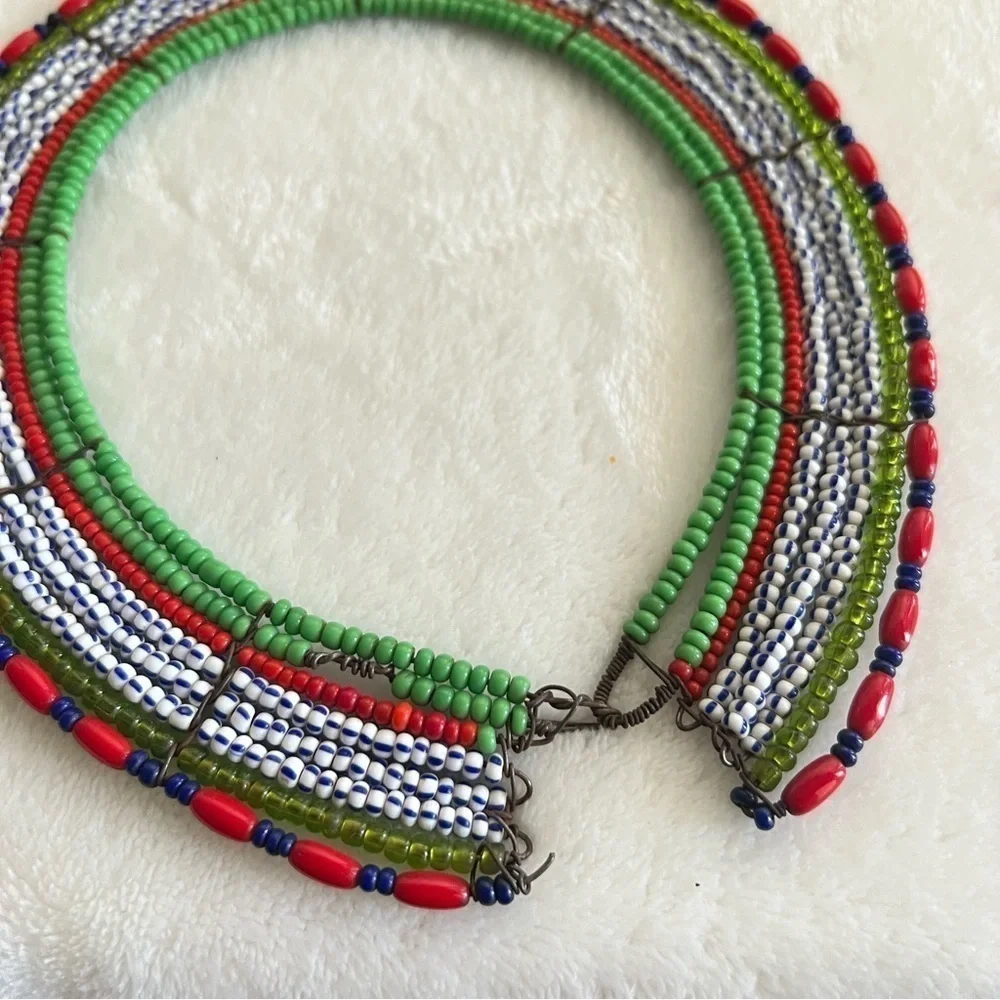 Vintage Maasai Beaded Collar Necklace with Tail - Picture 3 of 3
